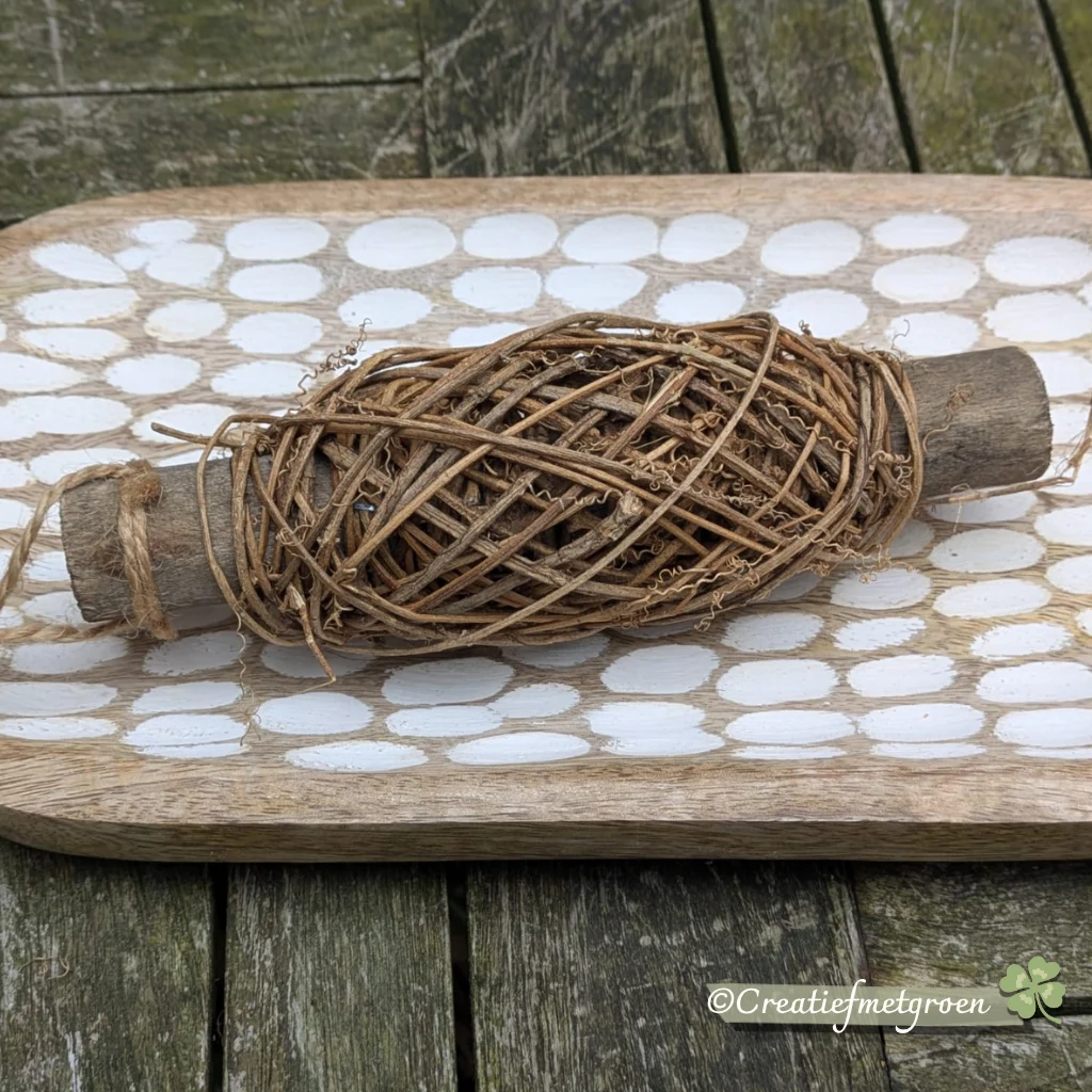 Houten klos met Natuurlijke Ranken