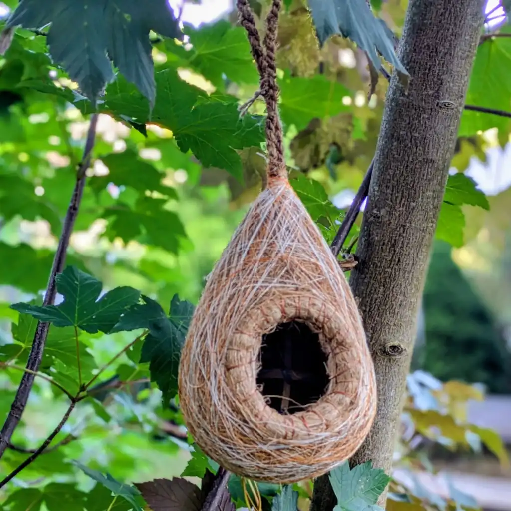 Vogelhuisje Druppel – Kokosvezel (klein)